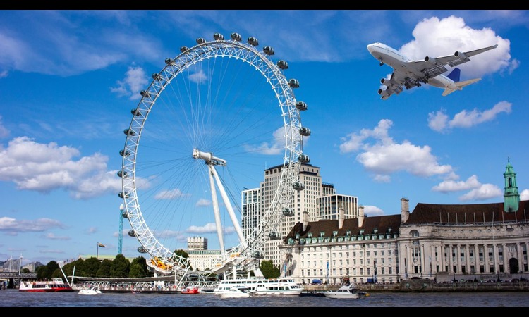 UAE Summer Travel: Airfares Rise 30–40% as Holiday Plans Shift
